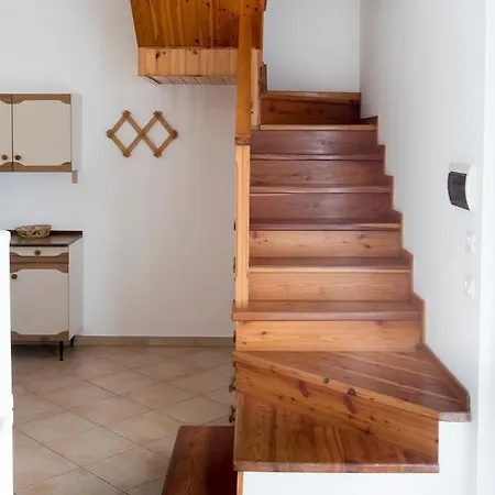 M35 - Marcelli, Trilocale Con Terrazzo E A/c *