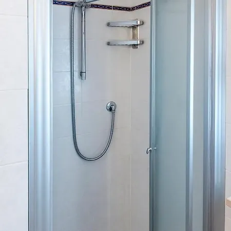 M35 - Marcelli, Trilocale Con Terrazzo E A/c * 马瑟利
