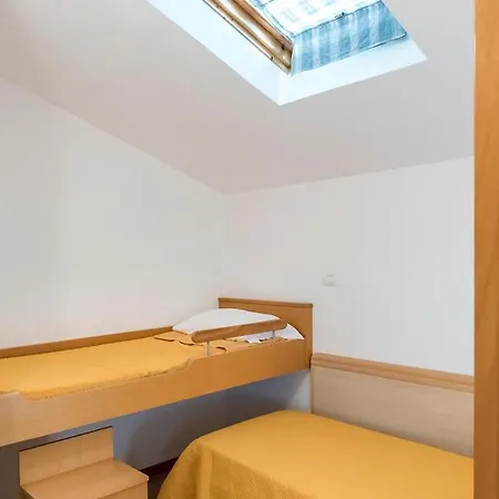M35 - Marcelli, Trilocale Con Terrazzo E A/c