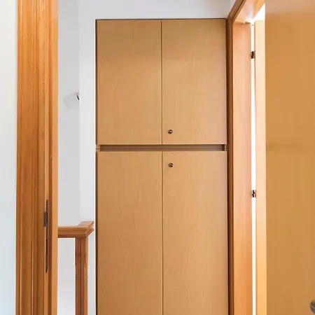 M35 - Marcelli, Trilocale Con Terrazzo E A/c *